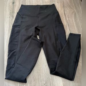 FABLETICS BLACK LEGGINGS WITH MESH POCKETS
